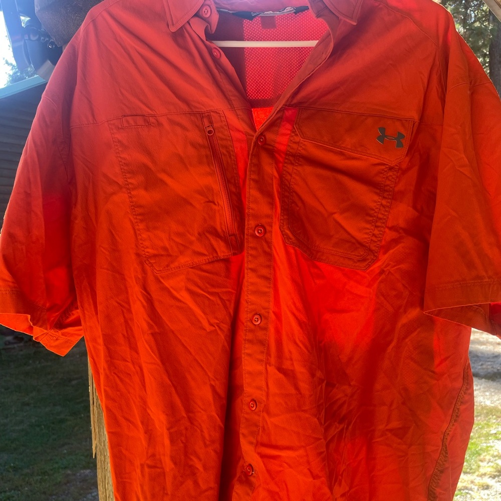 Orange XL under armour polo shirt with front pockets